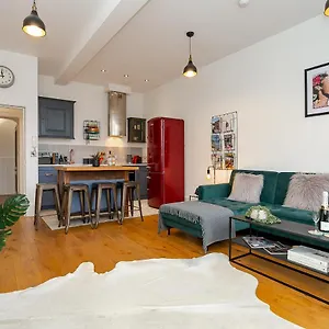 The Old School House Apartment Harrogate